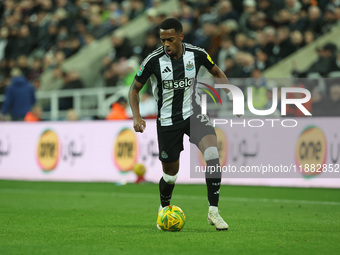 Joe Willock of Newcastle United plays during the Carabao Cup Quarter Final match between Newcastle United and Brentford at St. James's Park...