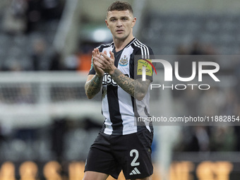 Kieran Trippier of Newcastle United applauds the fans after the Carabao Cup Quarter Final match between Newcastle United and Brentford at St...