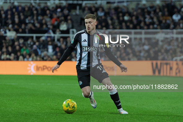 Harvey Barnes of Newcastle United plays during the Carabao Cup Quarter Final match between Newcastle United and Brentford at St. James's Par...