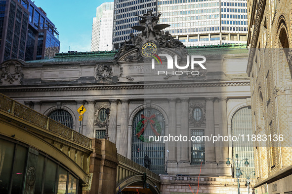 A Christmas wreath hangs outside of Grand Central Terminal on 42nd Street in New York, N.Y., on December 18, 2024. (