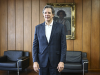 Finance Minister Fernando Haddad talks to journalists during a breakfast at the Finance Ministry in Brasilia, Brazil, on December 20, 2024....