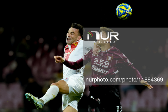 Gabriele Moncini of Brescia Calcio and Fabio Ruggeri of US Salernitana jump for the ball during the Serie BKT match between US Salernitana a...