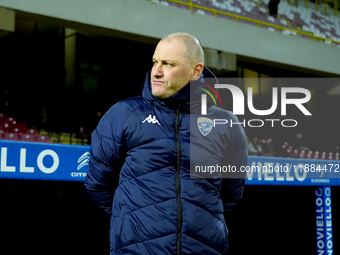 Pierpaolo Bisoli head coach of Brescia Calcio looks on during the Serie BKT match between US Salernitana and Brescia Calcio at Stadio Arechi...