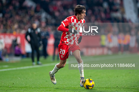 Bryan Gil of Girona FC is in action during the LaLiga EA Sports 2024-2025 match between Girona FC and Real Valladolid at Estadi Municipal Mo...