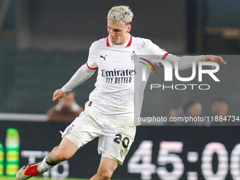 AC Milan's Alejandro Jimenez Sanchez participates in the Italian Serie A Enilive soccer championship football match between Hellas Verona FC...