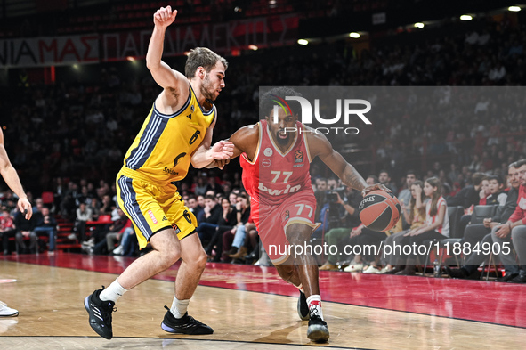 Shaquielle Mckissic of Olympiacos Piraeus competes with Malte Delow of Alba Berlin during the Euroleague, Round 17 match between Olympiacos...