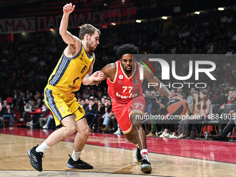 Shaquielle Mckissic of Olympiacos Piraeus competes with Malte Delow of Alba Berlin during the Euroleague, Round 17 match between Olympiacos...