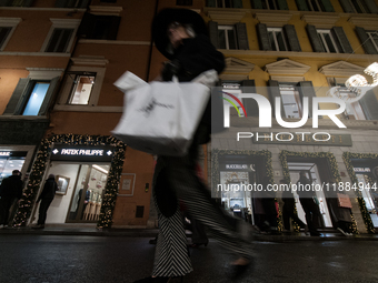 The last days of Christmas shopping occur in the streets of the historic center in Rome, Italy, on December 20, 2024. (