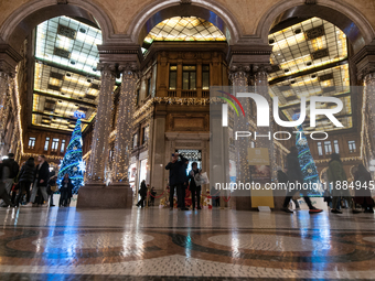 The last days of Christmas shopping occur in the streets of the historic center in Rome, Italy, on December 20, 2024. (