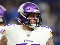 DETROIT,MICHIGAN-JANUARY 5:  Guard Dalton Risner (66) of the Minnesota Vikings walks on the field ahead of a game between the Detroit Lions...