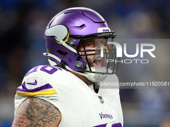 DETROIT,MICHIGAN-JANUARY 5: Guard Dalton Risner (66) of the Minnesota Vikings walks on the field ahead of a game between the Detroit Lions a...