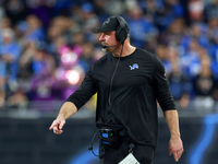 DETROIT,MICHIGAN-JANUARY 5:  Detroit Lions head coach Dan Campbell walks on the sidelines during a game between the Detroit Lions and the Mi...