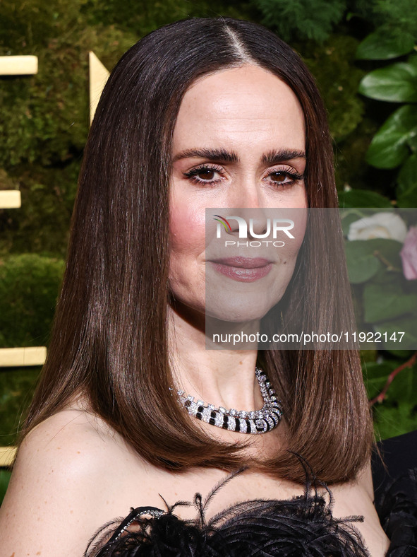 Sarah Paulson wearing Elie Saab arrives at the 82nd Annual Golden Globe Awards held at The Beverly Hilton Hotel on January 5, 2025 in Beverl...