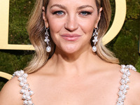 Abby Elliott arrives at the 82nd Annual Golden Globe Awards held at The Beverly Hilton Hotel on January 5, 2025 in Beverly Hills, Los Angele...