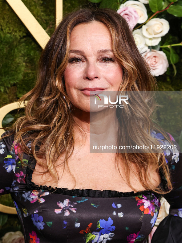 Jennifer Grey arrives at the 82nd Annual Golden Globe Awards held at The Beverly Hilton Hotel on January 5, 2025 in Beverly Hills, Los Angel...