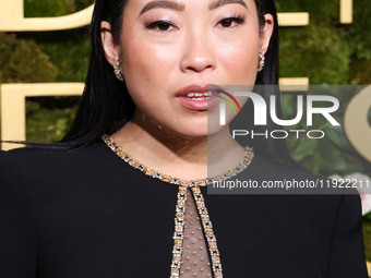 Awkwafina wearing Jenny Packham arrives at the 82nd Annual Golden Globe Awards held at The Beverly Hilton Hotel on January 5, 2025 in Beverl...