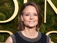 Jodie Foster arrives at the 82nd Annual Golden Globe Awards held at The Beverly Hilton Hotel on January 5, 2025 in Beverly Hills, Los Angele...