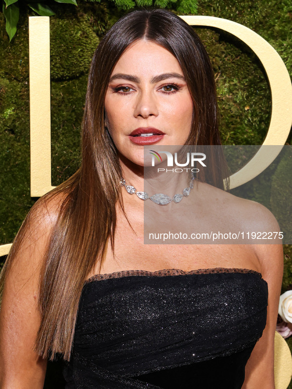 Sofia Vergara arrives at the 82nd Annual Golden Globe Awards held at The Beverly Hilton Hotel on January 5, 2025 in Beverly Hills, Los Angel...