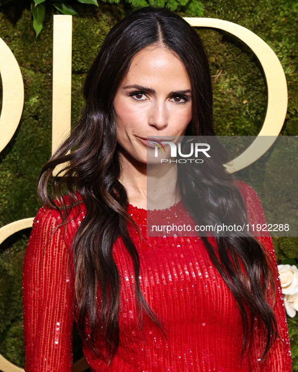 Jordana Brewster arrives at the 82nd Annual Golden Globe Awards held at The Beverly Hilton Hotel on January 5, 2025 in Beverly Hills, Los An...