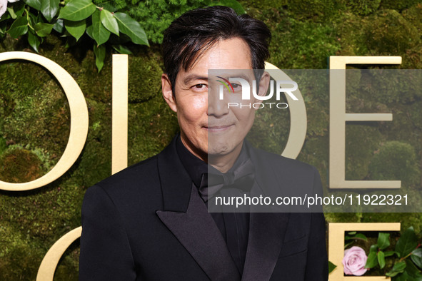 Lee Jung-jae wearing Gucci arrives at the 82nd Annual Golden Globe Awards held at The Beverly Hilton Hotel on January 5, 2025 in Beverly Hil...