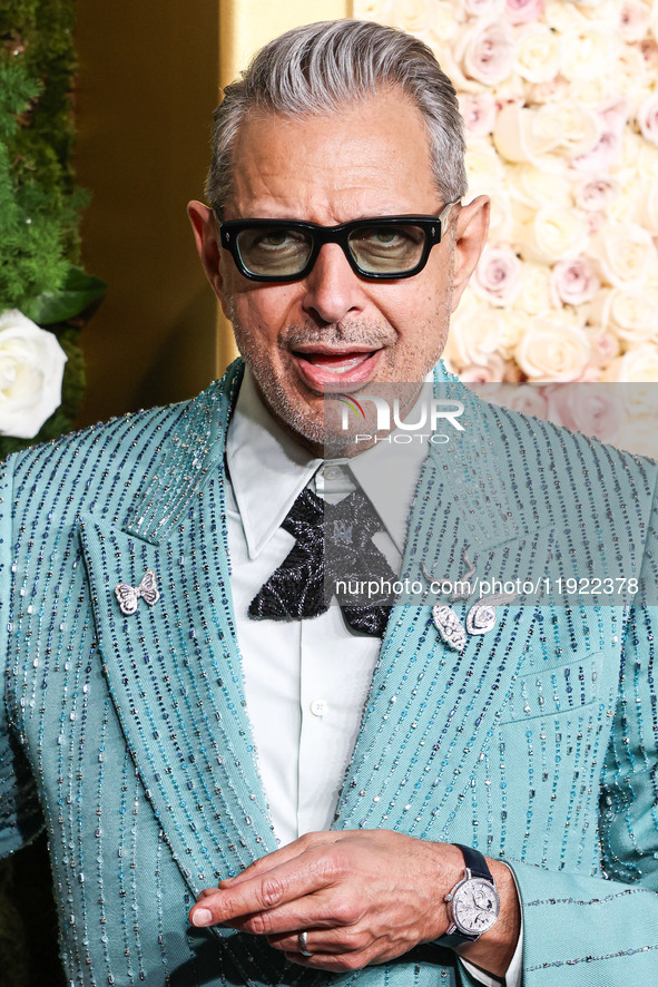 Jeff Goldblum arrives at the 82nd Annual Golden Globe Awards held at The Beverly Hilton Hotel on January 5, 2025 in Beverly Hills, Los Angel...