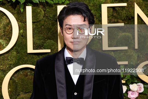 Hwang Dong-hyuk arrives at the 82nd Annual Golden Globe Awards held at The Beverly Hilton Hotel on January 5, 2025 in Beverly Hills, Los Ang...