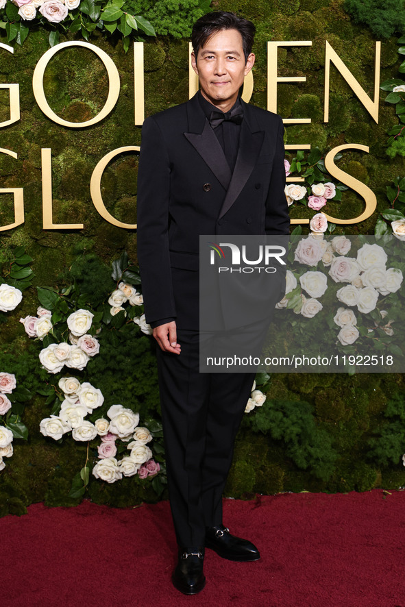 Lee Jung-jae wearing Gucci arrives at the 82nd Annual Golden Globe Awards held at The Beverly Hilton Hotel on January 5, 2025 in Beverly Hil...