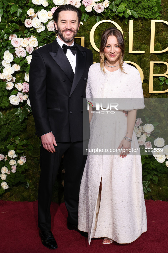 Tom Pelphrey and Kaley Cuoco arrive at the 82nd Annual Golden Globe Awards held at The Beverly Hilton Hotel on January 5, 2025 in Beverly Hi...