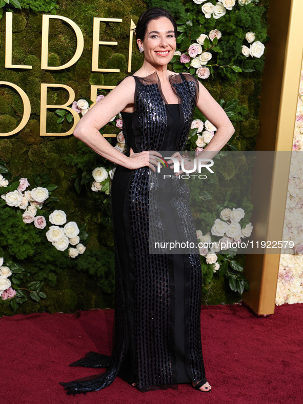 Halina Reijn arrives at the 82nd Annual Golden Globe Awards held at The Beverly Hilton Hotel on January 5, 2025 in Beverly Hills, Los Angele...