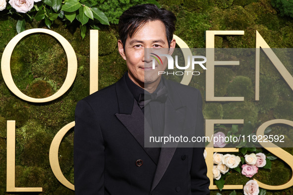 Lee Jung-jae wearing Gucci arrives at the 82nd Annual Golden Globe Awards held at The Beverly Hilton Hotel on January 5, 2025 in Beverly Hil...