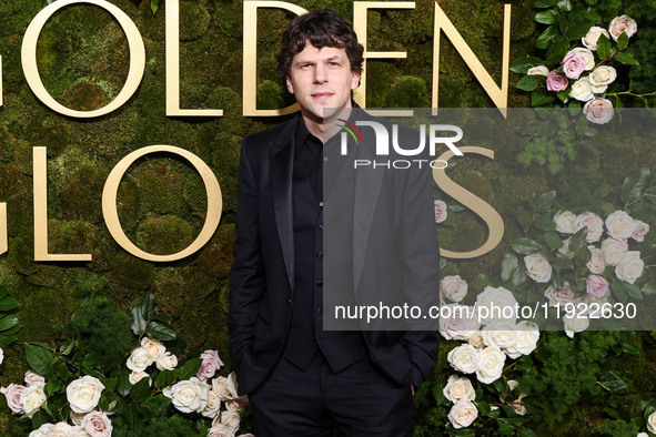 Jesse Eisenberg arrives at the 82nd Annual Golden Globe Awards held at The Beverly Hilton Hotel on January 5, 2025 in Beverly Hills, Los Ang...