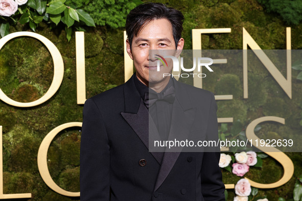 Lee Jung-jae wearing Gucci arrives at the 82nd Annual Golden Globe Awards held at The Beverly Hilton Hotel on January 5, 2025 in Beverly Hil...