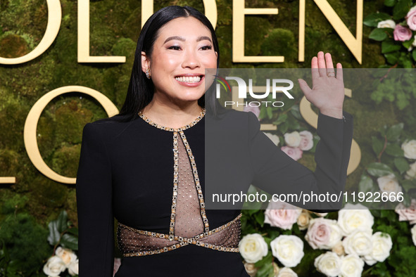 Awkwafina wearing Jenny Packham arrives at the 82nd Annual Golden Globe Awards held at The Beverly Hilton Hotel on January 5, 2025 in Beverl...