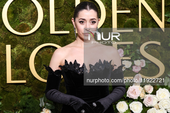 Cristin Milioti arrives at the 82nd Annual Golden Globe Awards held at The Beverly Hilton Hotel on January 5, 2025 in Beverly Hills, Los Ang...