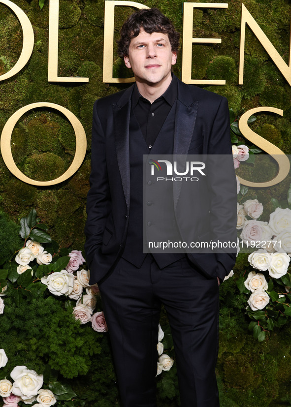 Jesse Eisenberg arrives at the 82nd Annual Golden Globe Awards held at The Beverly Hilton Hotel on January 5, 2025 in Beverly Hills, Los Ang...