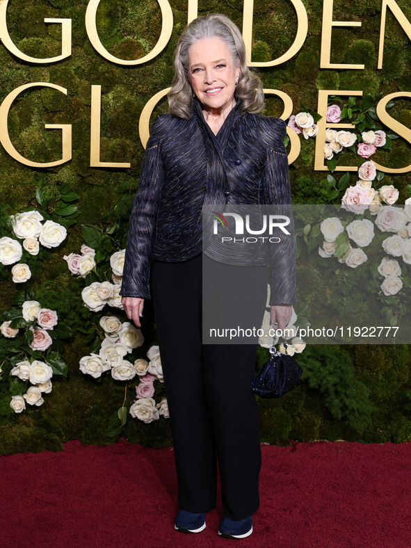 Kathy Bates arrives at the 82nd Annual Golden Globe Awards held at The Beverly Hilton Hotel on January 5, 2025 in Beverly Hills, Los Angeles...