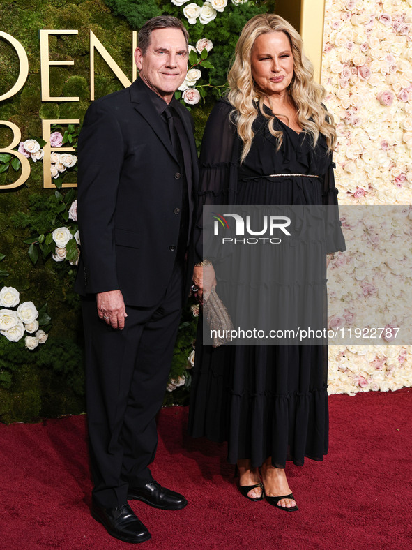 Tim Bagley and Jennifer Coolidge arrive at the 82nd Annual Golden Globe Awards held at The Beverly Hilton Hotel on January 5, 2025 in Beverl...