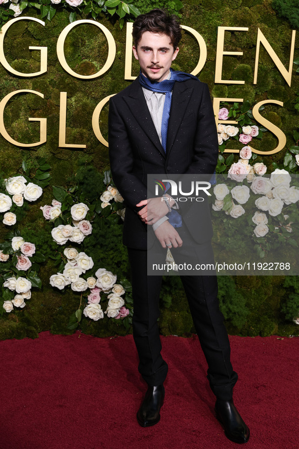 Timothee Chalamet wearing Tom Ford arrives at the 82nd Annual Golden Globe Awards held at The Beverly Hilton Hotel on January 5, 2025 in Bev...