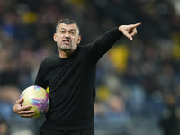 Sergio Conceiçao head coach of AC Milan reacts during the EA SPORTS FC SUPERCUP 24/25 final match between FC Internazionale and AC Milan at...