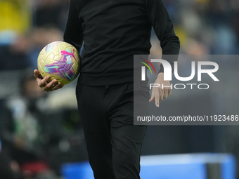 Sergio Conceiçao head coach of AC Milan reacts during the EA SPORTS FC SUPERCUP 24/25 final match between FC Internazionale and AC Milan at...