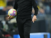 Sergio Conceiçao head coach of AC Milan reacts during the EA SPORTS FC SUPERCUP 24/25 final match between FC Internazionale and AC Milan at...