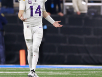 DETROIT,MICHIGAN-JANUARY 5:  Quarterback Sam Darnold (14) of the Minnesota Vikings reacts to a flag on a play during a game between the Detr...