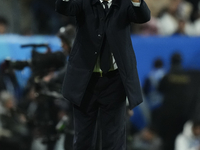 Simone Inzaghi head coach of Internazionale gives instructions during the EA SPORTS FC SUPERCUP 24/25 final match between FC Internazionale...