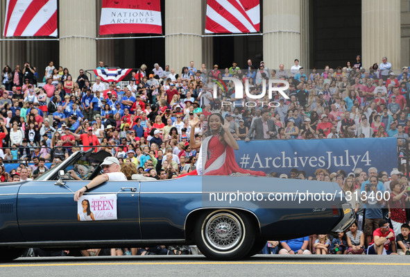 Miss DC's outstanding teen takes part in the Independence Day parade in Washington D.C., capital of the United States, July 4, 2016. The Uni...