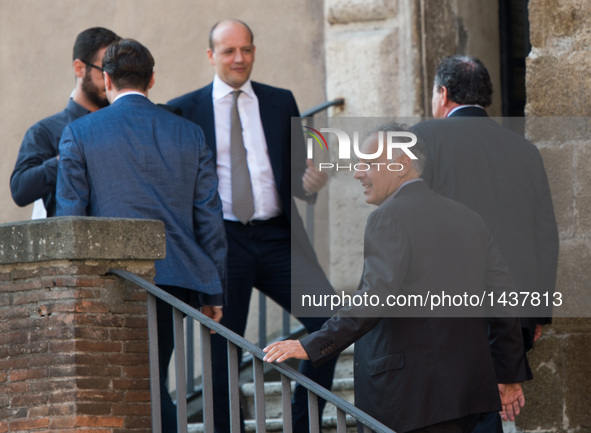 The mayor of Rome Virginia Raggi receives the A.S. Roma's president James Pallotta on september 14, 2016 