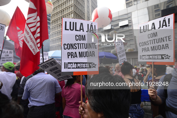 People take part in the Labour Day march held in downtown São Paulo, Brazil, on 01 May 2017. Labor Day or May Day is observed all over the w...