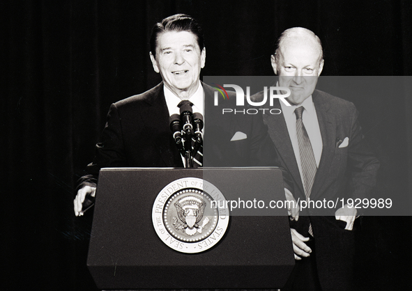 US President Ronald Reagan address a conference in Chicago at Economic Club of Chicago on September 1984.