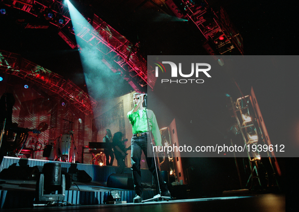 Enrique Iglesias performs at the Pond of Anaheim, CA, on May 24, 1997. 