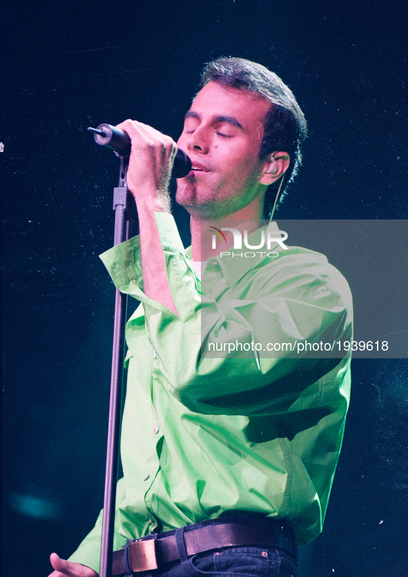 Enrique Iglesias performs at the Pond of Anaheim, CA, on May 24, 1997. 