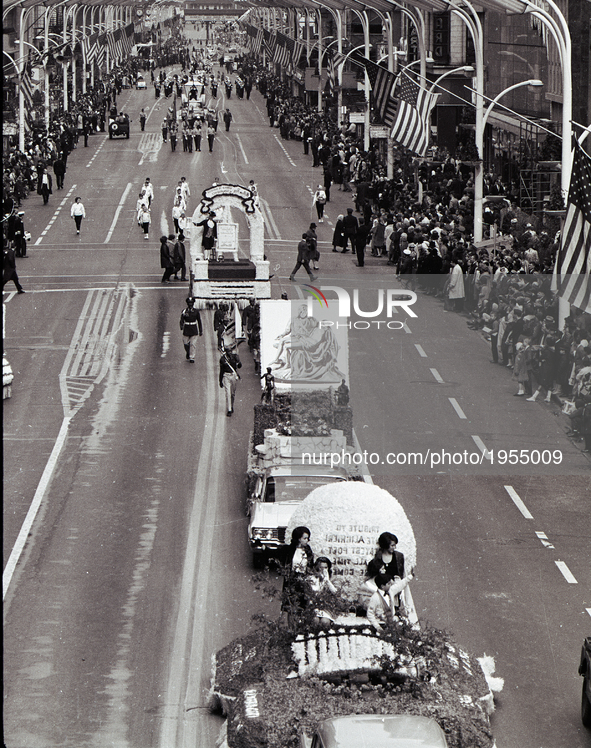 People attends Chicago Columbus Day in Chicago, on October 12, 1964. 